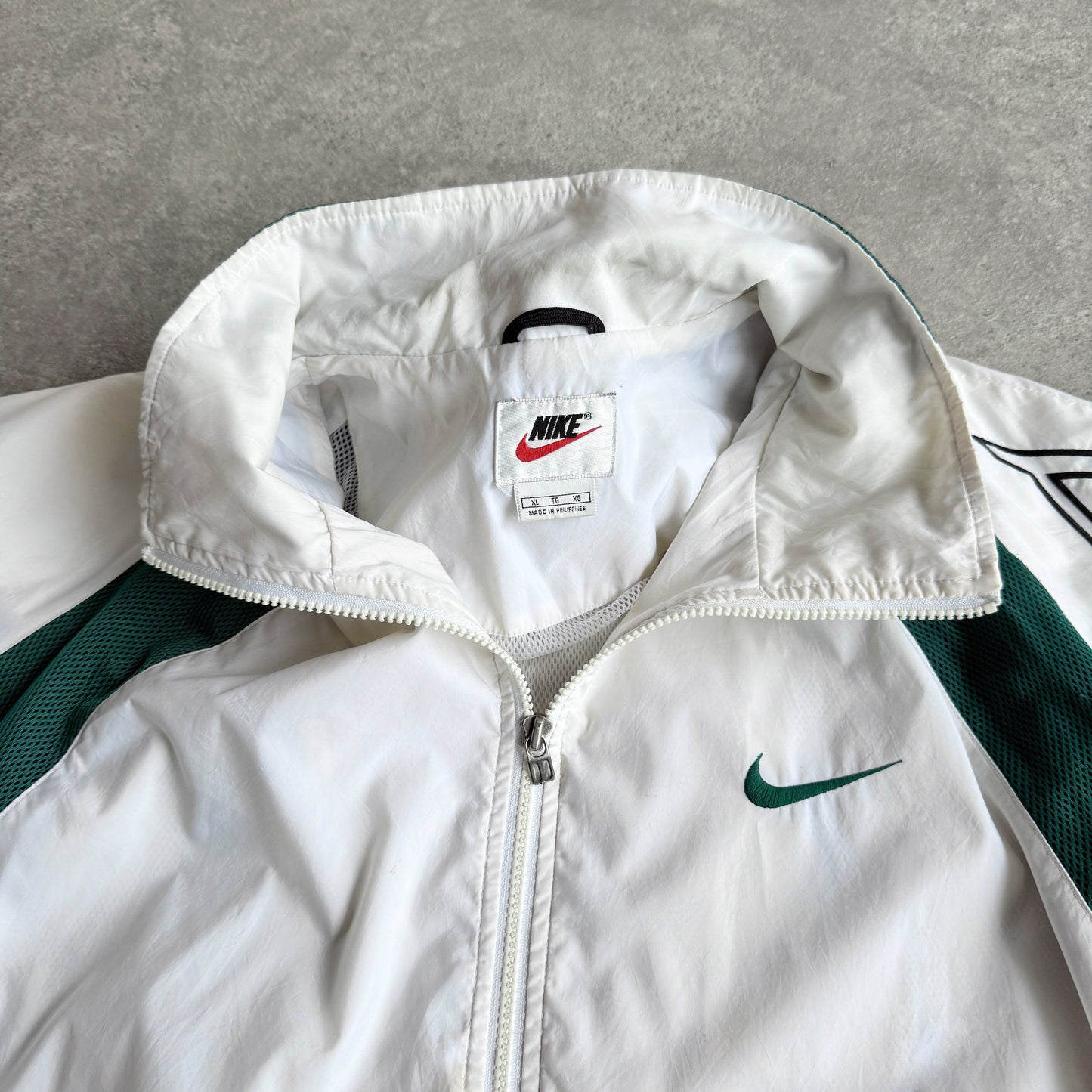 NK Air 1990s lightweight embroidered swoosh shell jacket